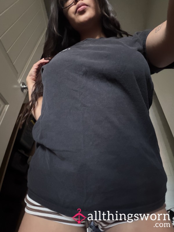 Black Tshirt Worn To Your Liking