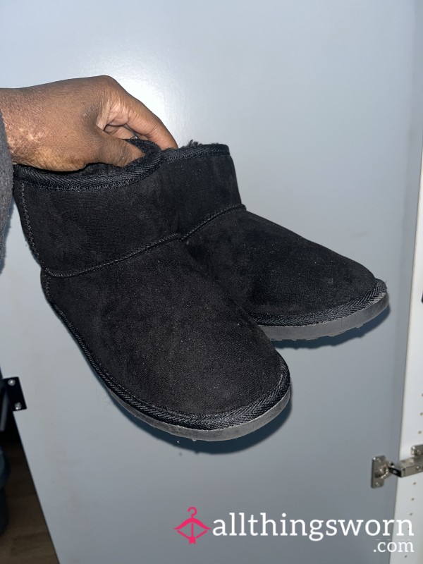 Black Ugg Slippers