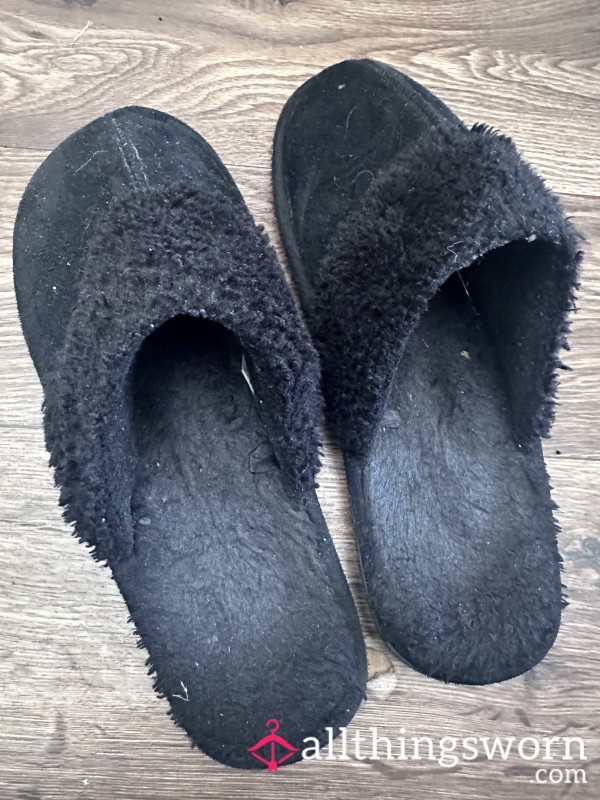 Black Used Slippers