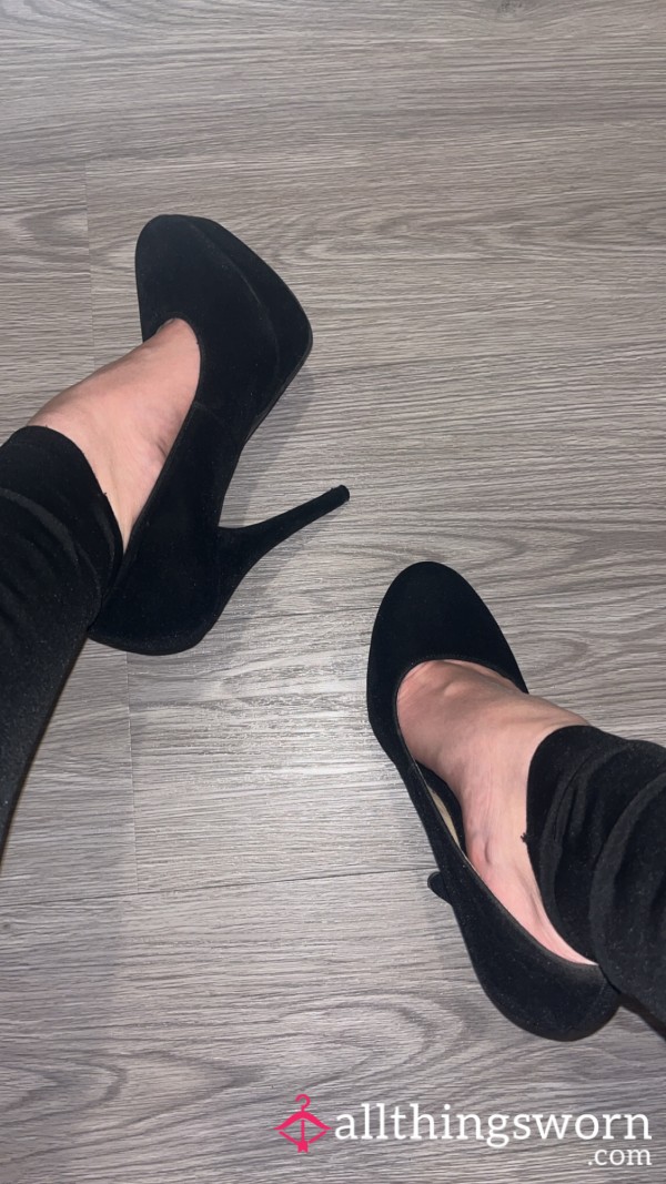 Black Velvet Heels🖤