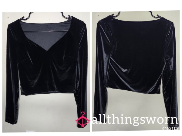 BLACK VELVET LONGSLEEVE TOP