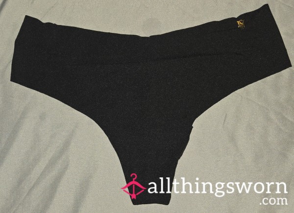 🖤🔥 Black VS Thongs 🔥🖤