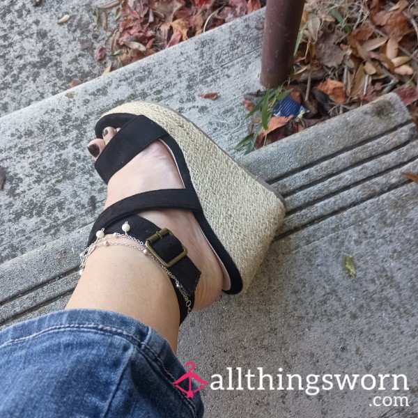 Black Wedges