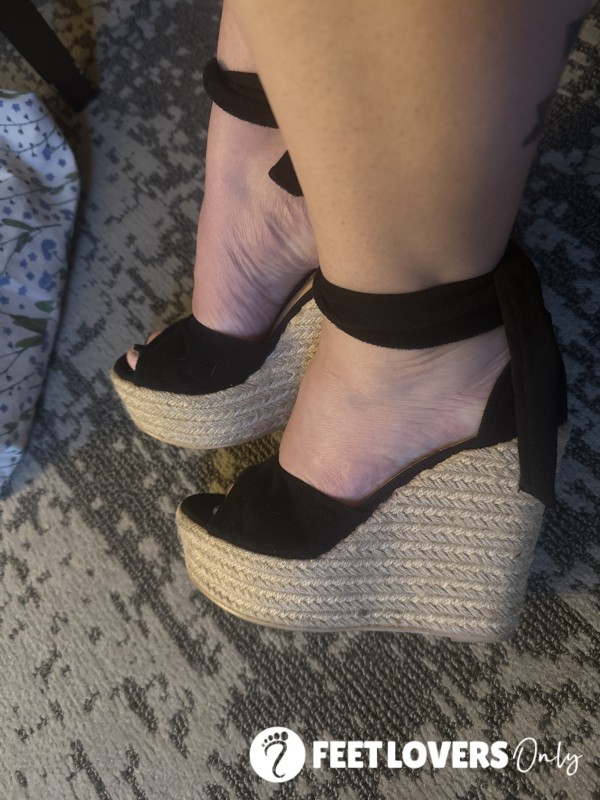 Black Wedges Chipped Polish