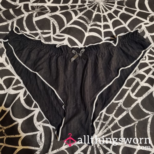 Black & White, Cute Ruffled Ribbed Bikini Brief Panties