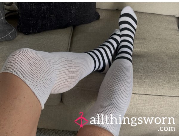 Black, White, Knee Highs, Socks, Worn