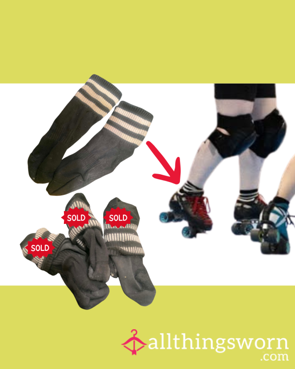 🛼Black & White Stripe Crew Socks - Roller Derby Athlete