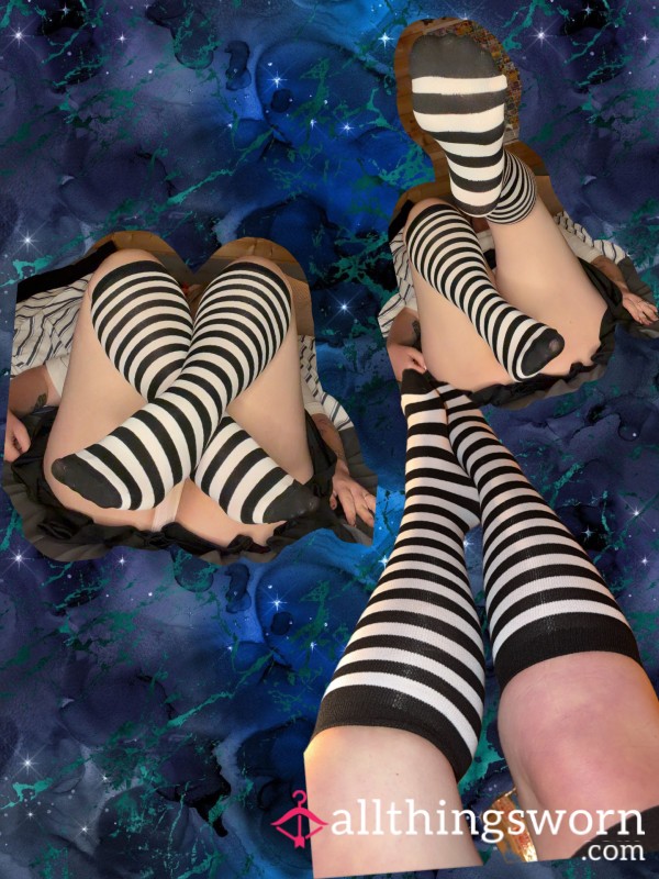 🖤 Black & White Striped Knee High Socks 🖤