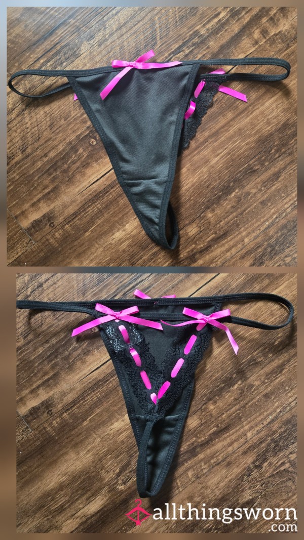 Black With Purple Ribbon Bows Thong!