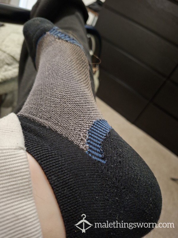 Black Worn & Tread In Trainier Socks
