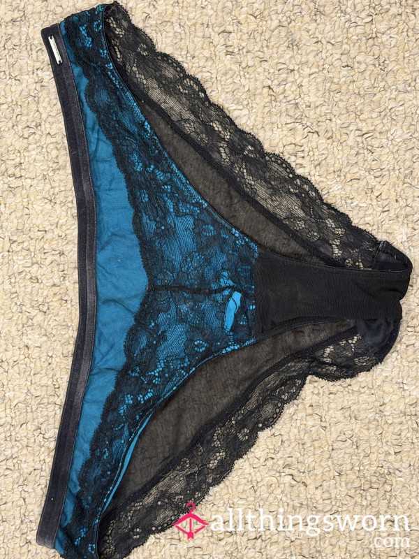 Black/Blue Knickers (Well Worn) 💙