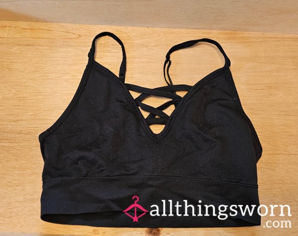 ✨️Black✨️Criscross✨️Sports✨️Bra✨️