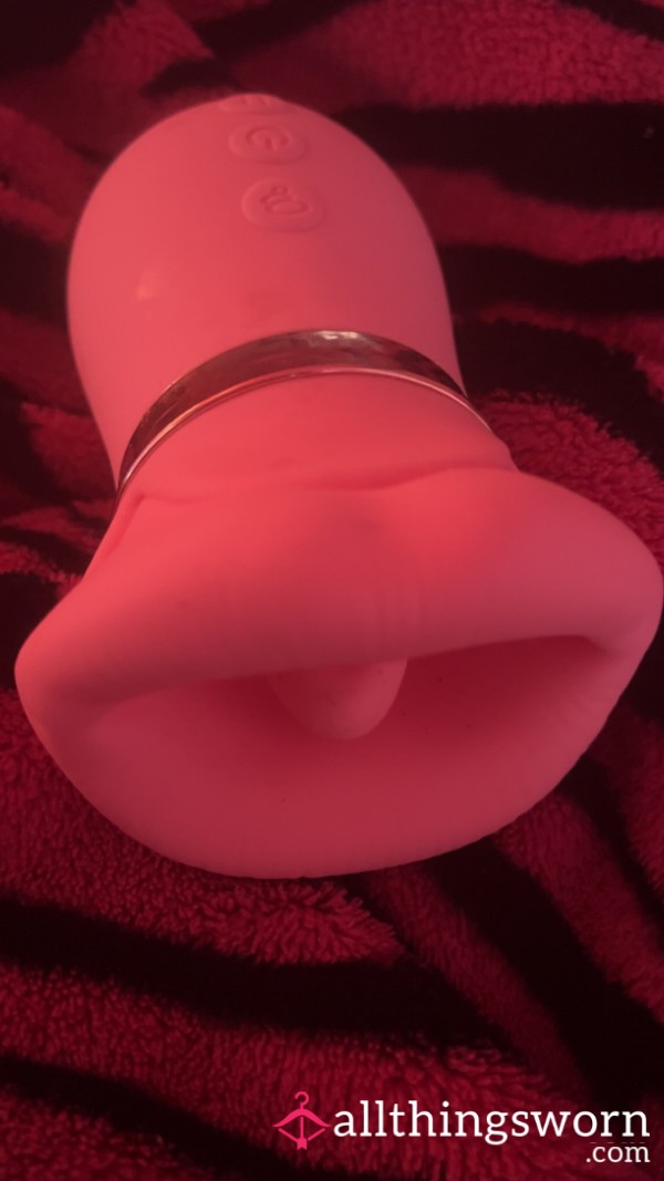 💗🥵 BLOSSOM’S USED TONGUE VIBRATOR! HASNT BEEN WASHED SINCE THE LAST TIME I USED IT! 🥵💗