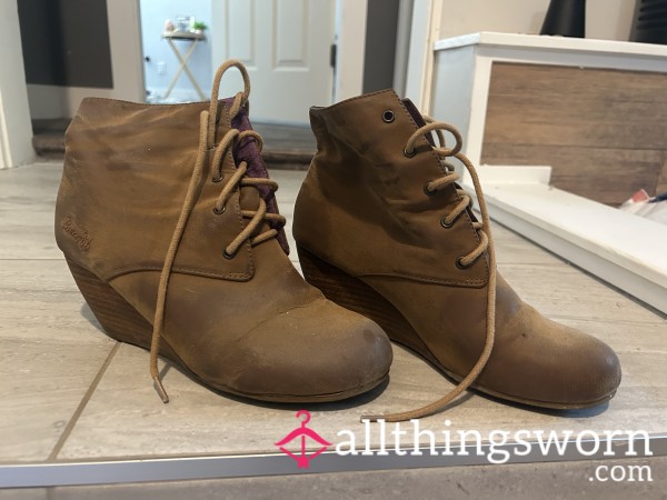 Blowfish Booties