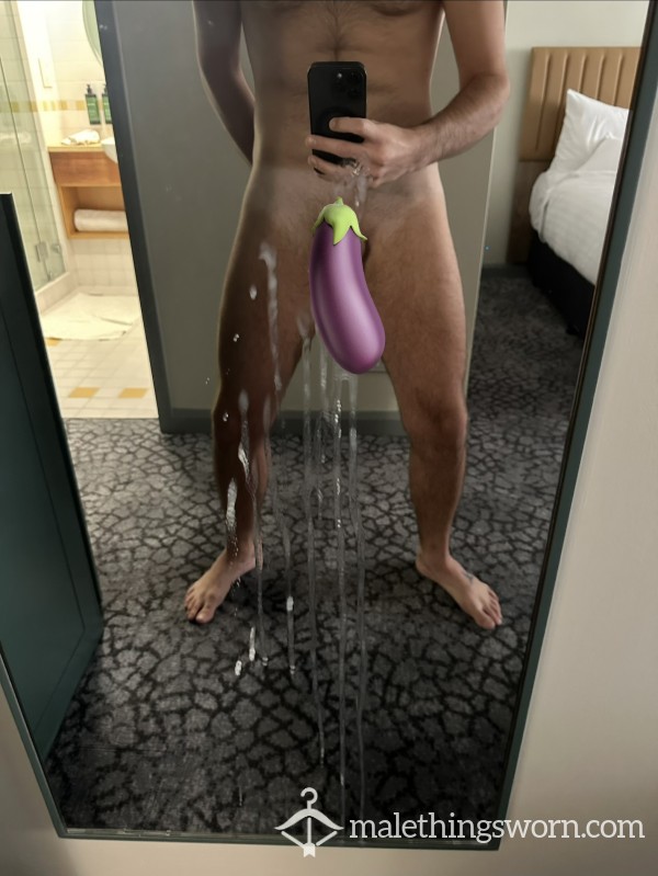 Blowing A Fat Load On A Hotel Mirror