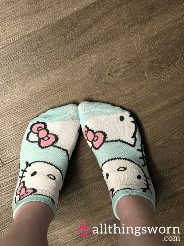 🌟Blue Hello Kitty Socks!🌟 48hr Wear