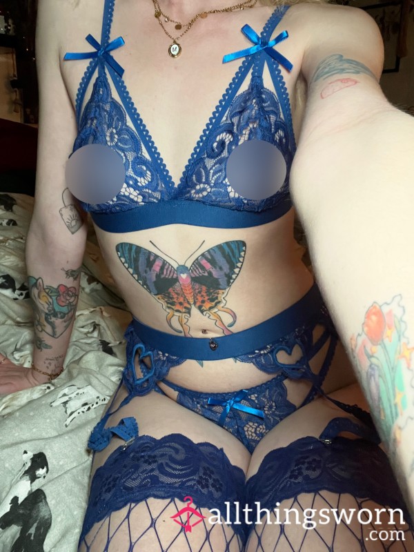 💙 Blue Lace Lingerie Set ~ Bow Detail, Garter & Stockings 💙