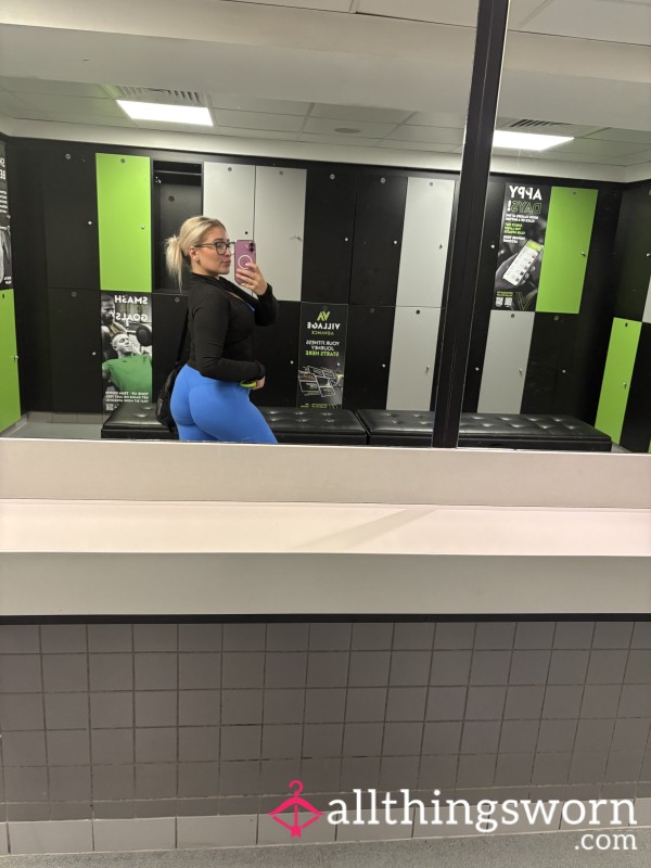 Blue Scrunch B*m Gym Leggings