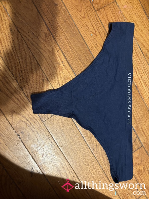 Blue VS Thong