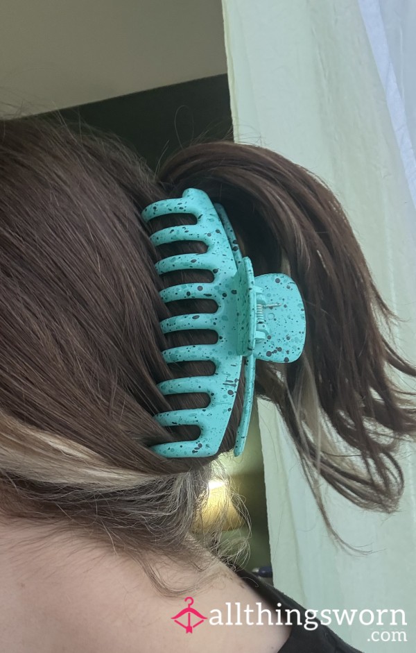 Blue W Splatter Claw Clip