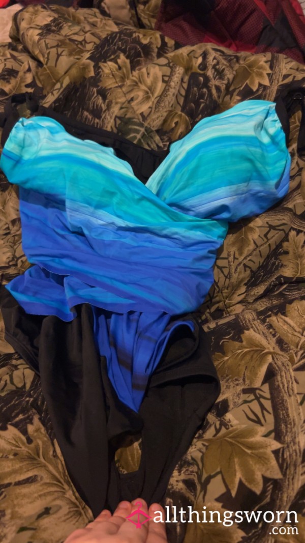 Blue/Black 1 Piece XL