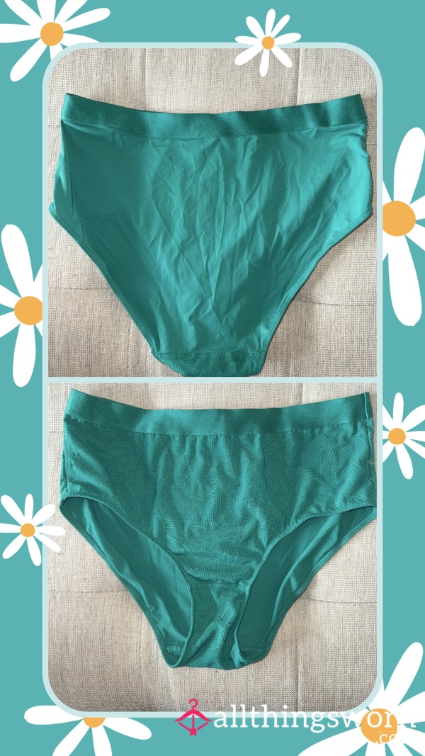 Blue/Green Panties 🩵💚
