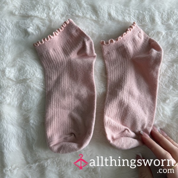 Blush Pink Ruffle Ankle Socks