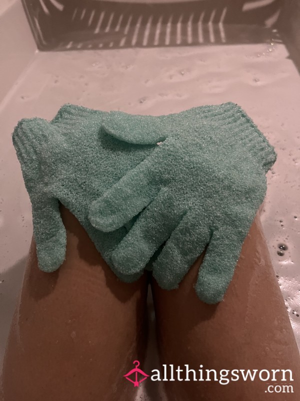 Body Exfoliating Gloves