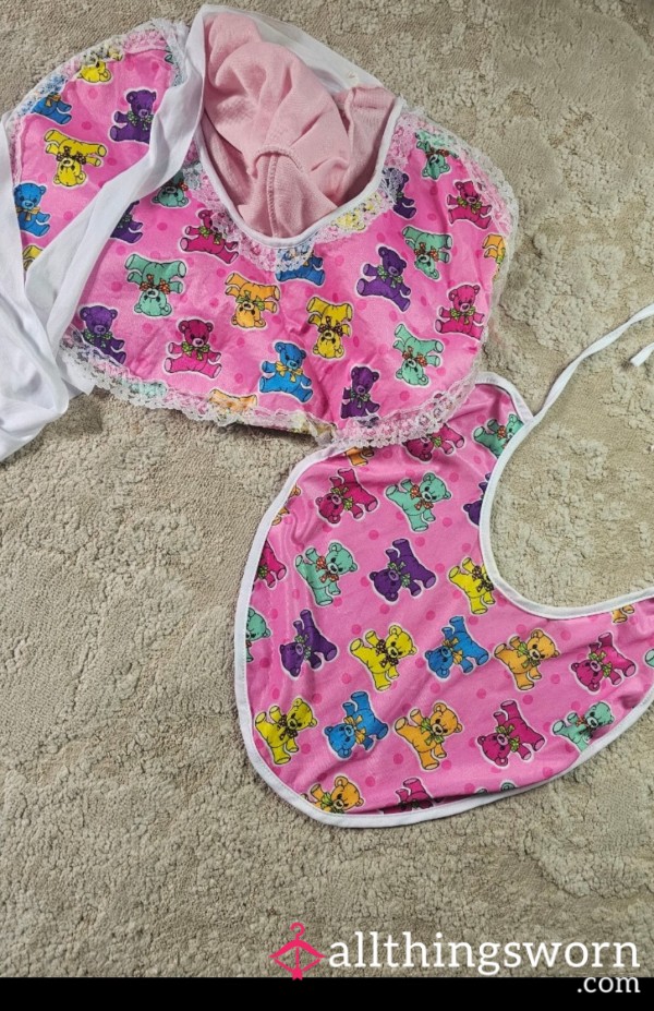 Bonnet And Bib Set Adult