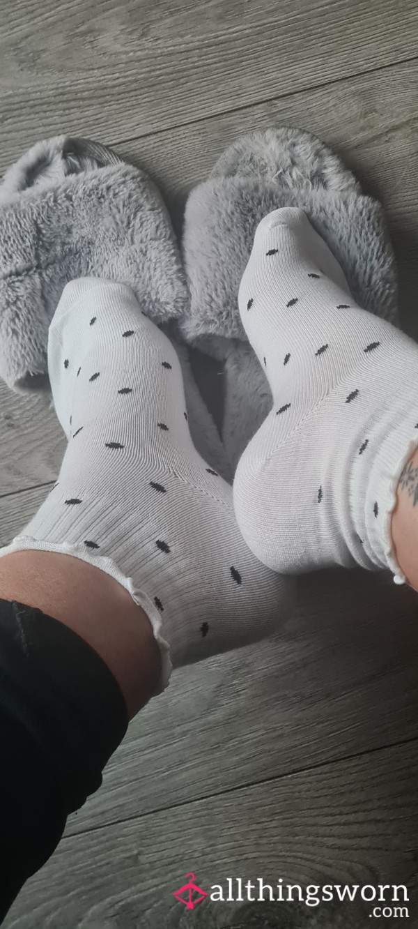 Book Them In 🦶🏻