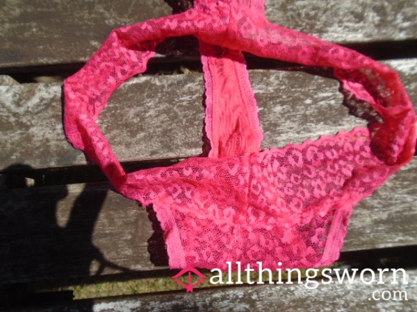 ❤️BOOK TO WEAR - 24 HOUR THONG❤️