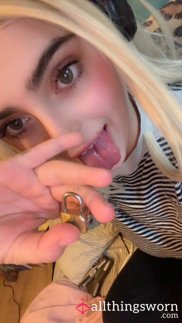 Booooobs 😍😵💕☺️ Chastity Themed
