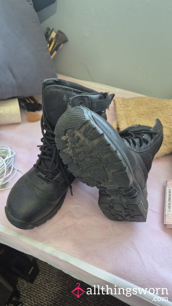 Boot Content Your Desires Custom?