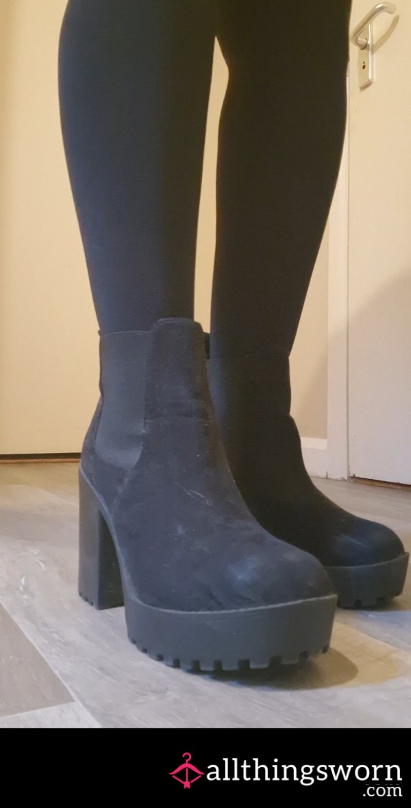 BOOT STOMPING 🖤 MARSHMALLOW