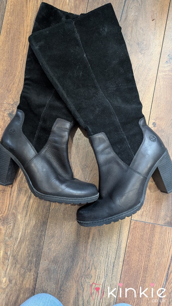 Boot Worship Customs