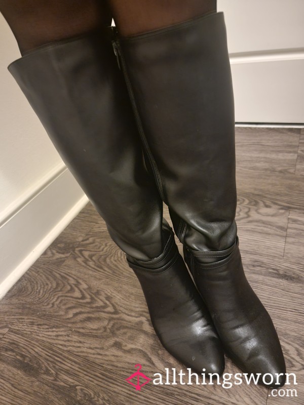 Boots Not With The Fur!! Leather Only!