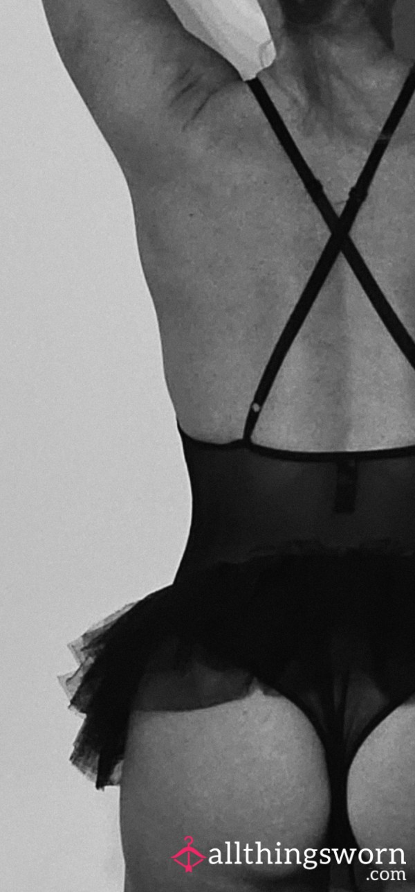 Booty🍑, Feet👣.... & A Ballet Dancer Outfit 🖤