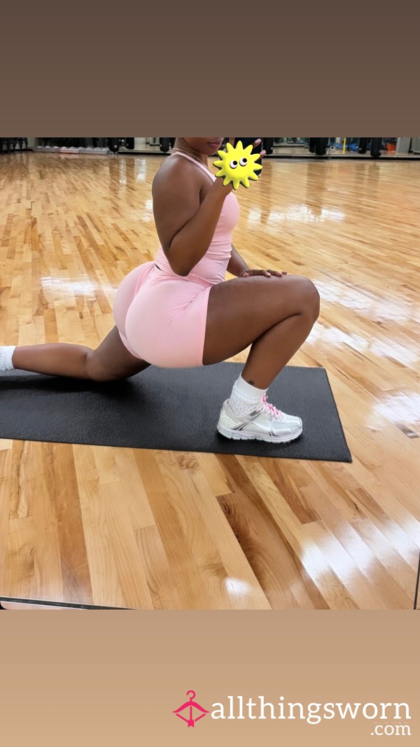 Booty Pics With Gym/thong On