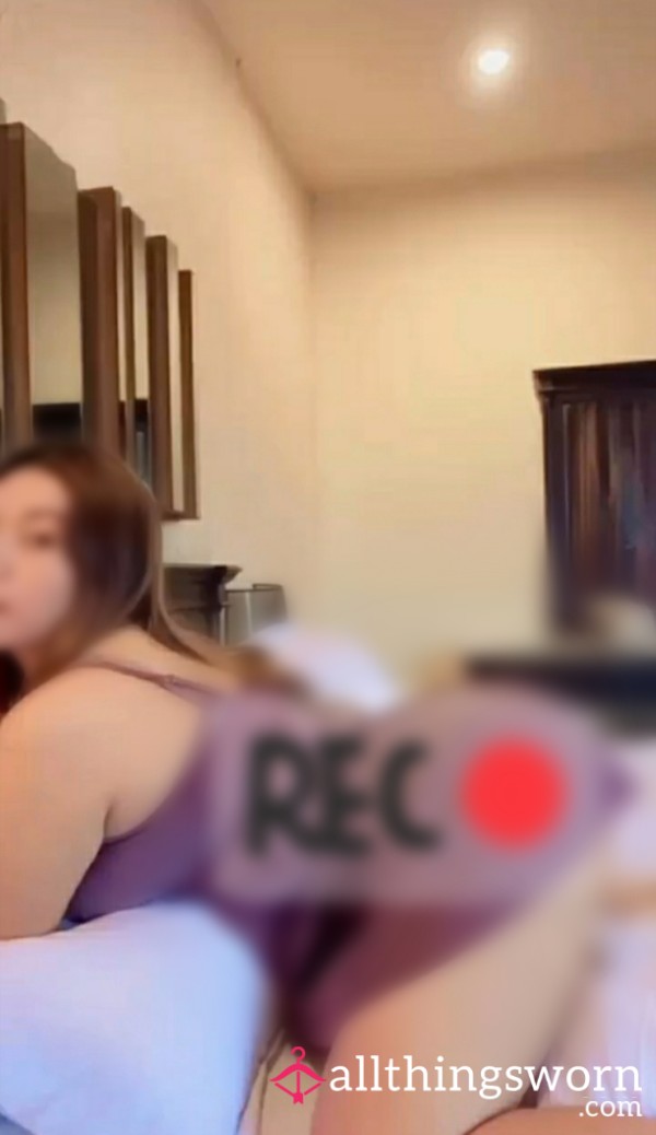 Booty Shaking🍑💦Teasing Clip 🎥