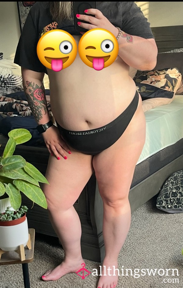 Booty Wink 😜