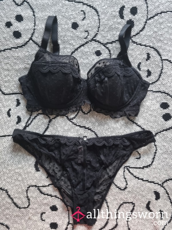 Boux Avenue Black Hearts Lingerie Set