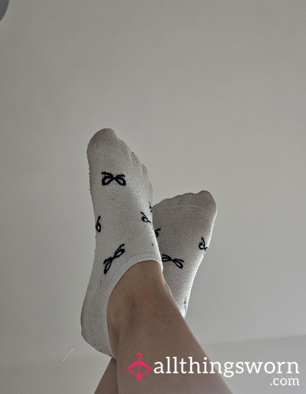 Bow Down To These Dirty Socks