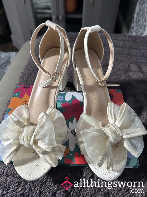 Bow White Heels