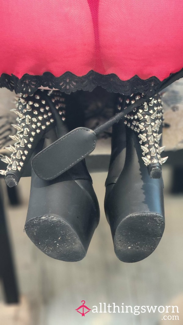 Bow & Worship My Spiked Pleaser Heels