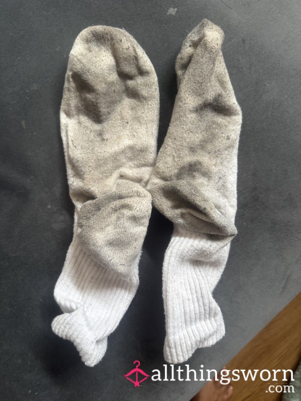 Boyfriend’s Worn And Dirty White Socks 🧦- These Bad Boys Are Smelly And Grim