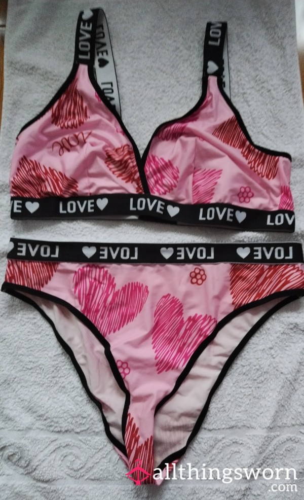 Bra And Knicker Set
