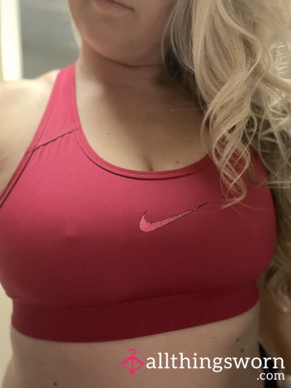 Bra And Thong With A Big A**😍