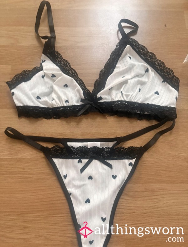 Bra And Thongs Set