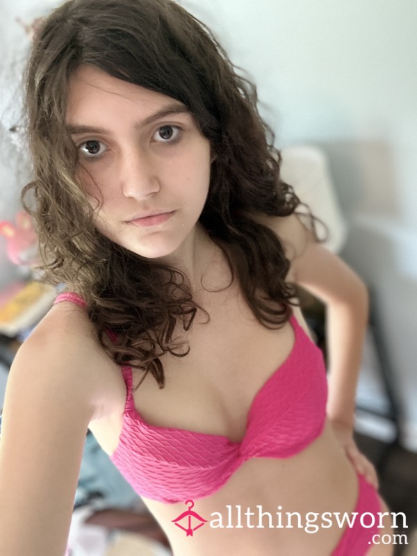 Bra Pic Set