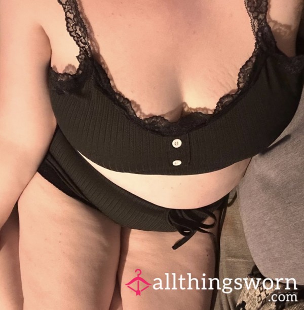 Bra Tit Pics